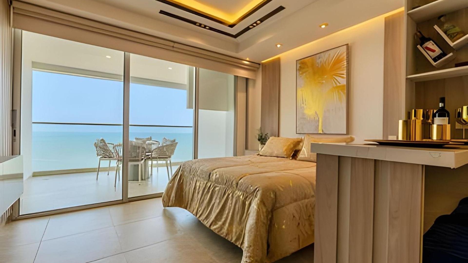 Nueva, Lujosa Y Exclusiva Vista Al Mar Apartamento