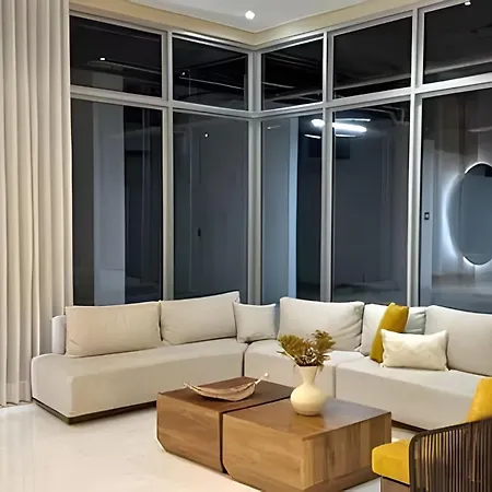 Nueva, Lujosa Y Exclusiva Vista Al Mar Apartamento